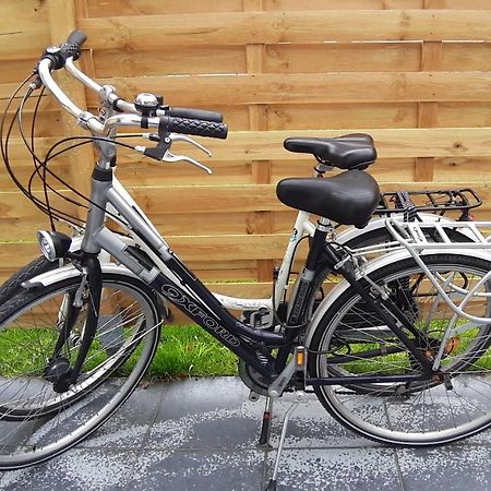 Prive Gastenverblijf In Brugge Fietsen En Garage Inclusief Luaran gambar